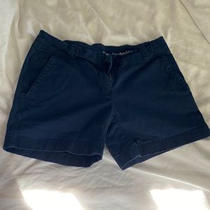 Navy blue vineyard vines shorts